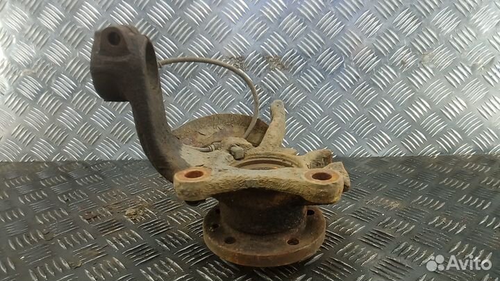 Ступица передняя правая volkswagen sharan 2 2008