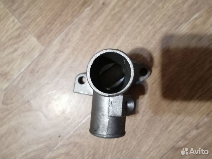 Тройник головки блока ваз 2101