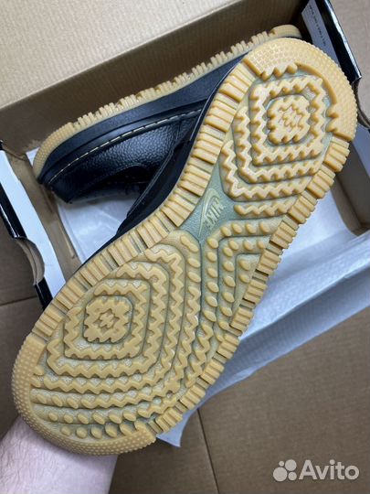 Зимние Nike AF1 Luxe мех (чёрные)