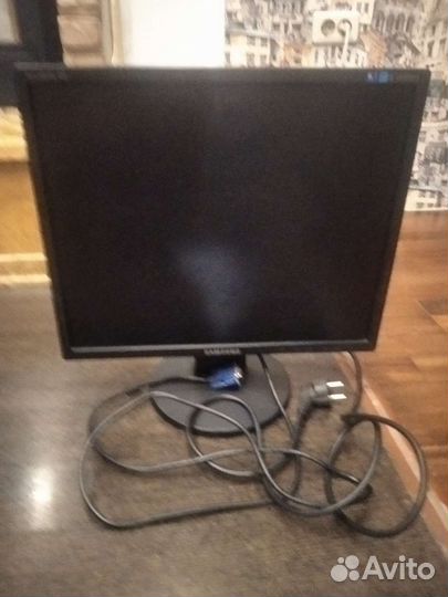 Монитор NEC