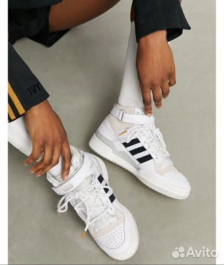 Новые кроссовки Adidas Ivy Park 40,5 размер