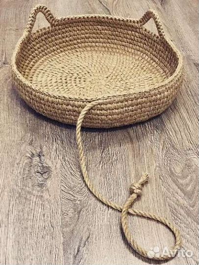 Лежанка для кошки