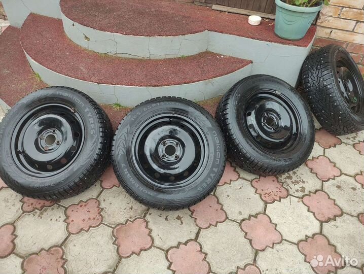 Диски r15 Зимняя резина Nokian Nordman7 195/65/15