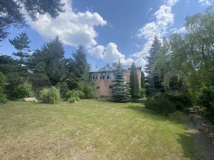 Дом 470 м² на участке 25 сот.