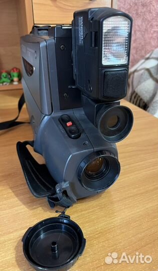 Видеокамера