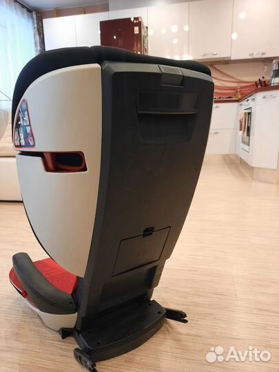 Детское автокресло 15 до 36 кг