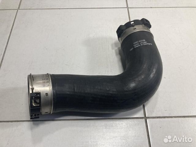 Патрубок интеркулера Infiniti Q50 V37