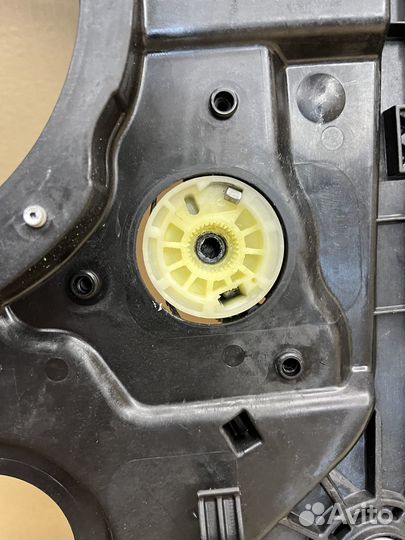 Карта стеклоподъемник задняя правая Хендай i30 2