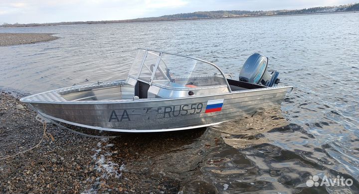 Лодка и баллоны остойчивости