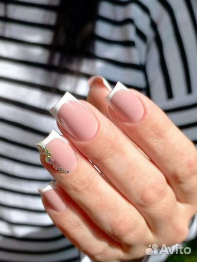 Педикюр маникюр гель-лак наращивание коррекция