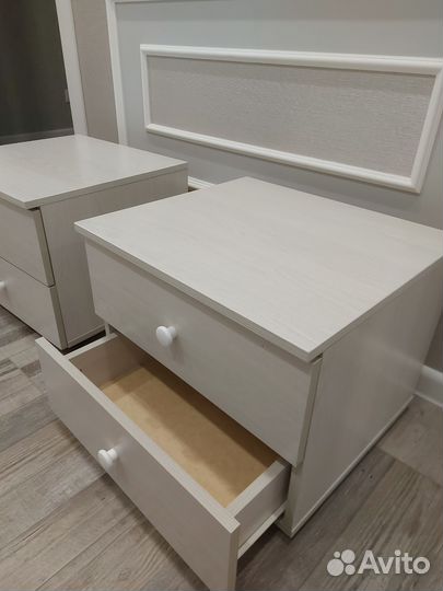 Тумба прикроватная 2 шт новые