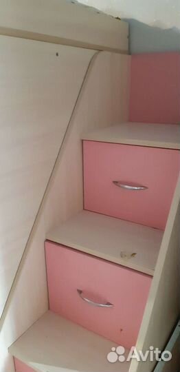 Детская кровать двухъярусная