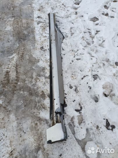 Левый порог Volkswagen Passat B5+