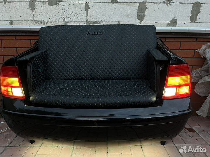 Продаю Автомобильный Диванчик volkswagen passt B5