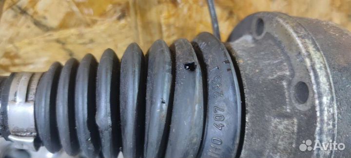 Полуось передняя левая (приводной вал, шрус) Volks