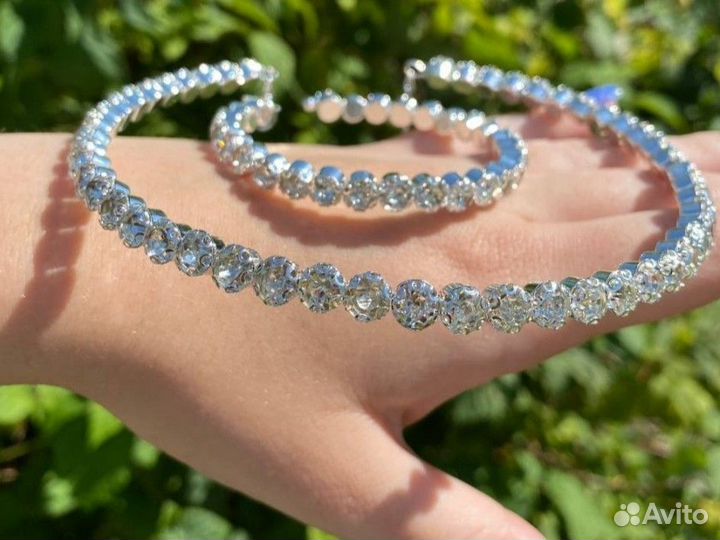 Колье чокер браслет и серьги со стразами бижутерия