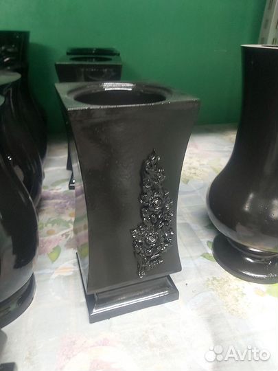 Ритуальные вазы