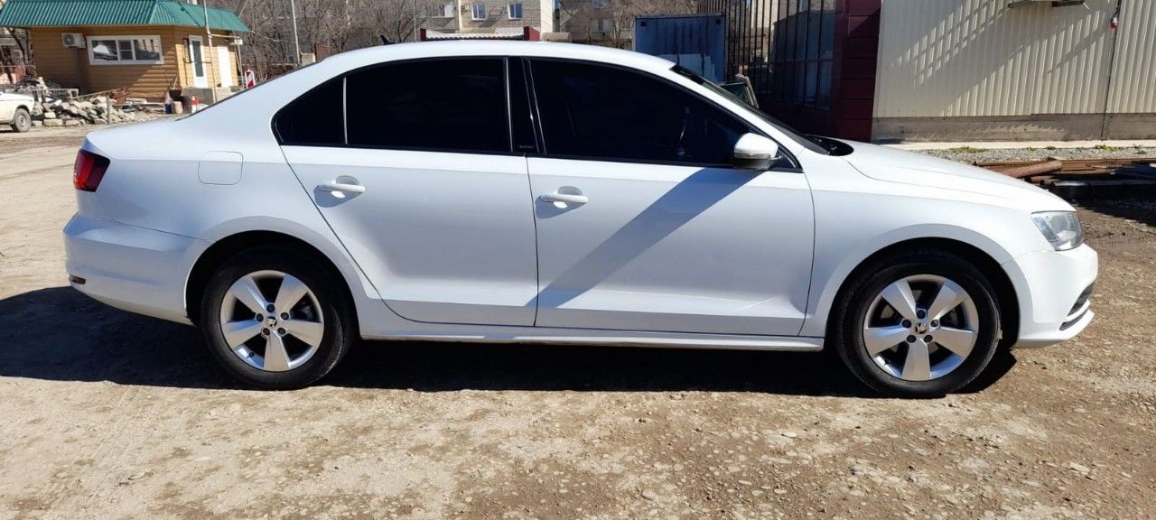 Volkswagen Jetta: фото владельца