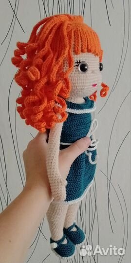 Кукла вязанная ручной работы