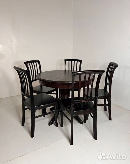 Столы и стулья