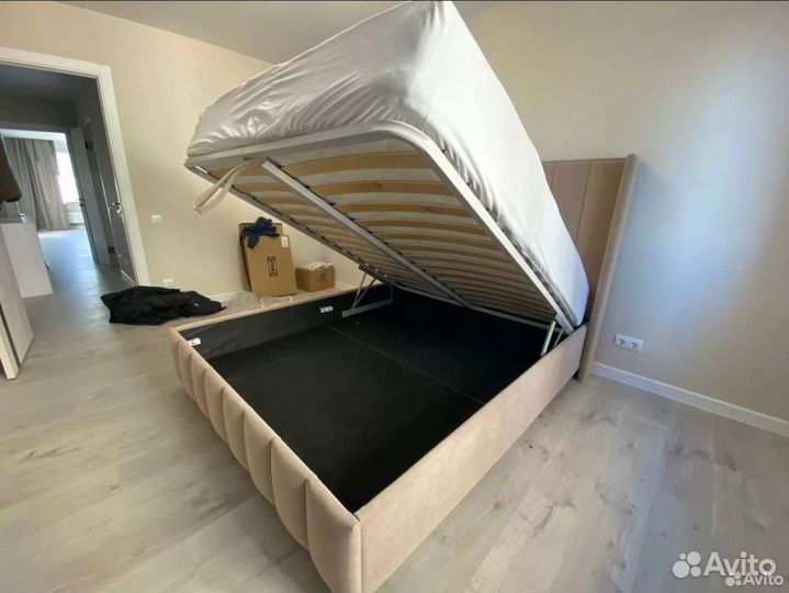 Кровать.Новая. Полный комплект с матрасом