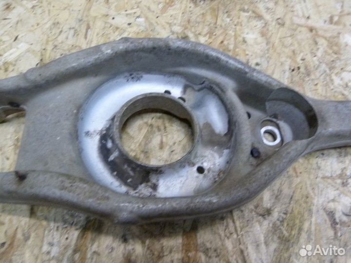 Рычаг задний нижний Hyundai i40 2011-2019