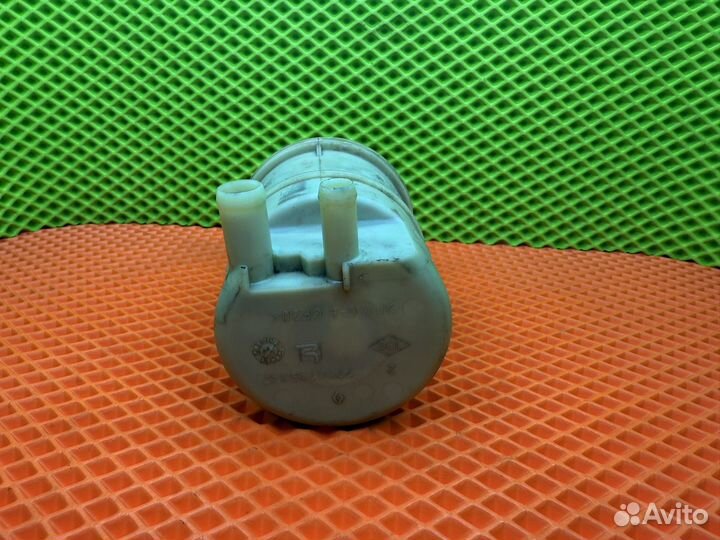 Бачок гур Renault duster