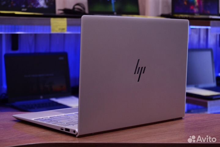 Мощный ультрабук с IPS матрицей