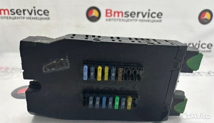 Блок предохранителей Mercedes-Benz