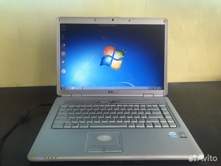 Ноутбук dell inspiron 1525
