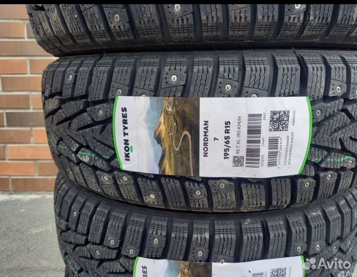 Ikon Tyres Nordman 7 195/65 R15 95