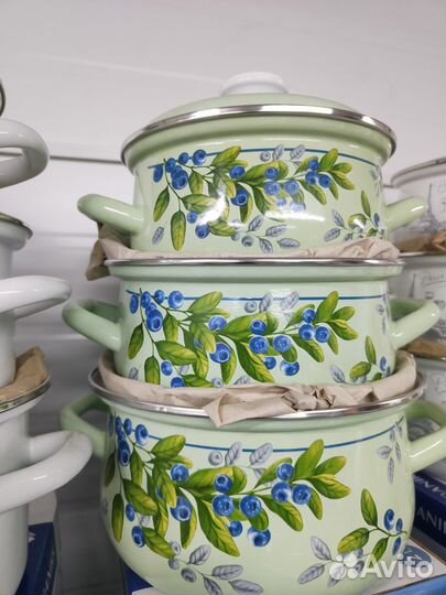 Эмаль. набор Кастрюль новый