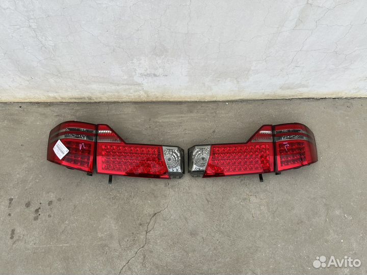 Стопы светодиодные рестайлинг на Toyota Alphard
