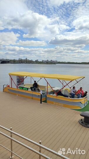 Речные прогулки на речном трамвайчике