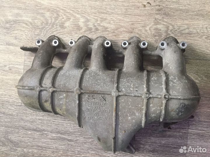 Коллектор впускной Фольксваген Крафтер