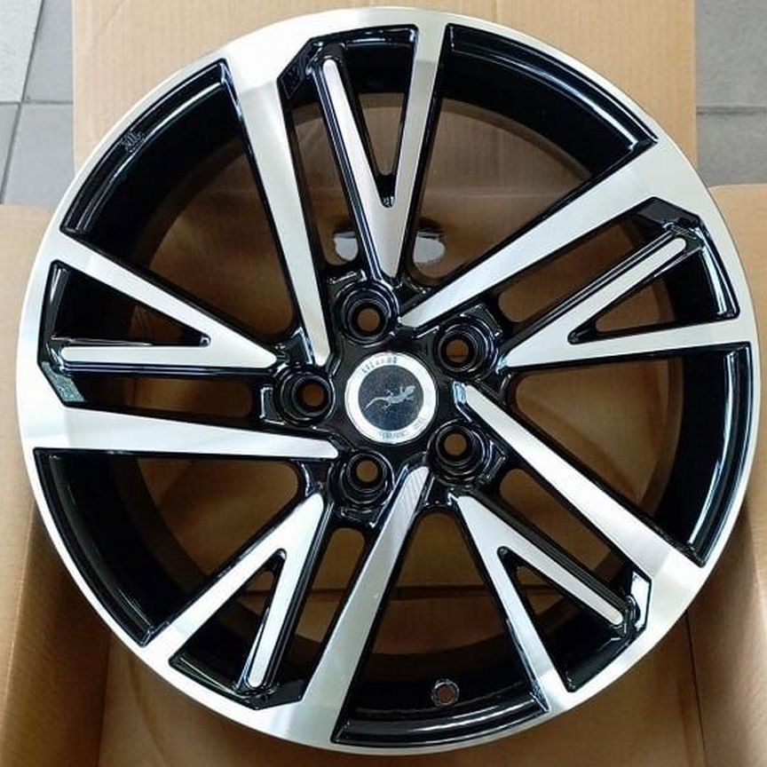 Литые диски FR Replica TY242 8×R18 5×114.3
