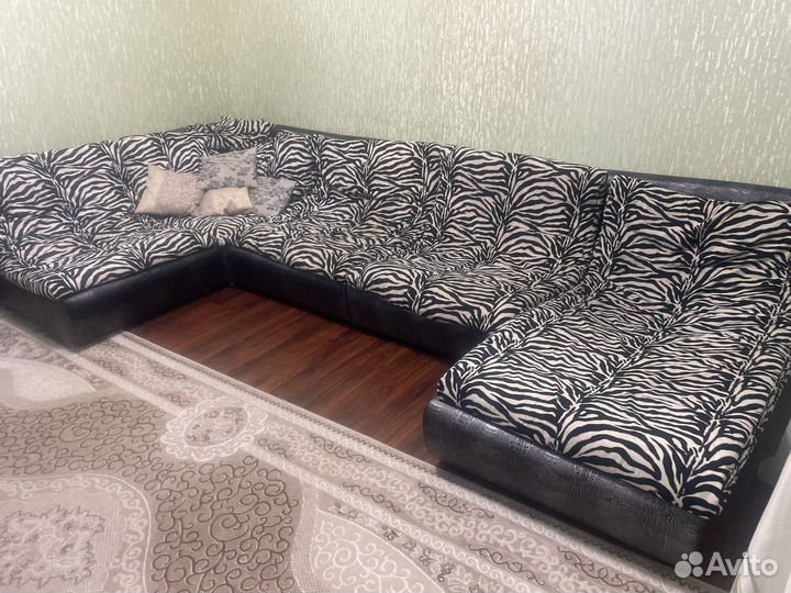 Диван угловой (п-образный)