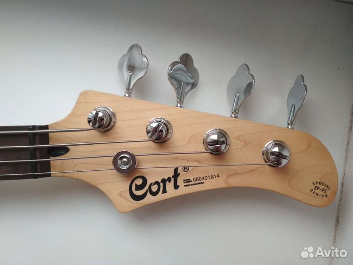 Бас гитара cort sp-pj