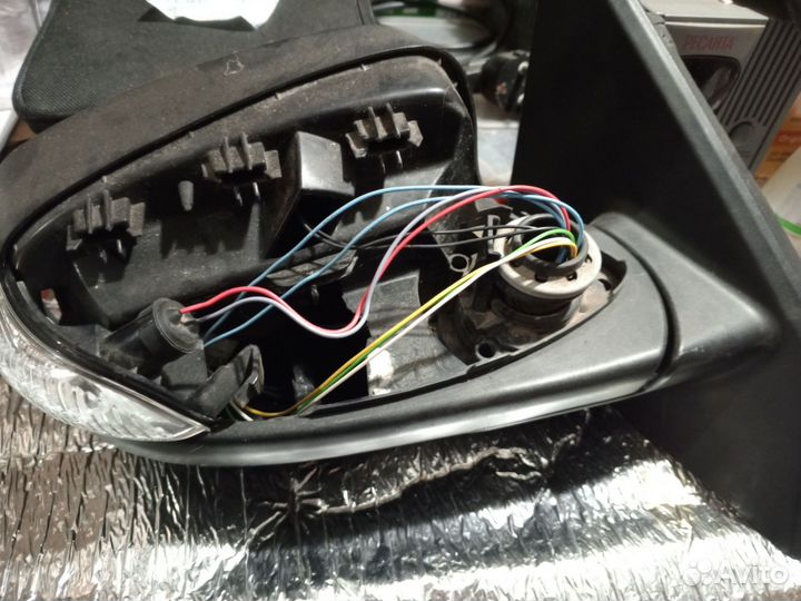 Правое зеркало LADA xrey