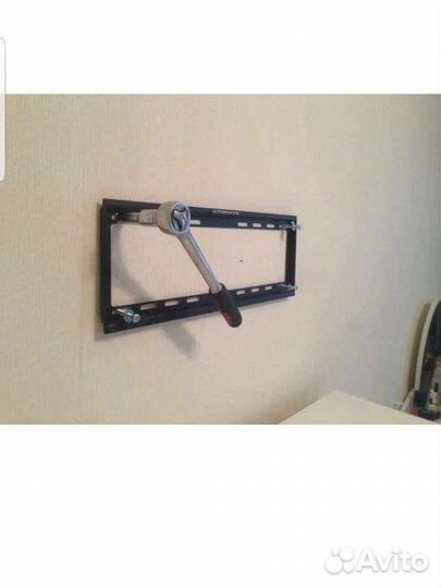 Установка телевизора на стену