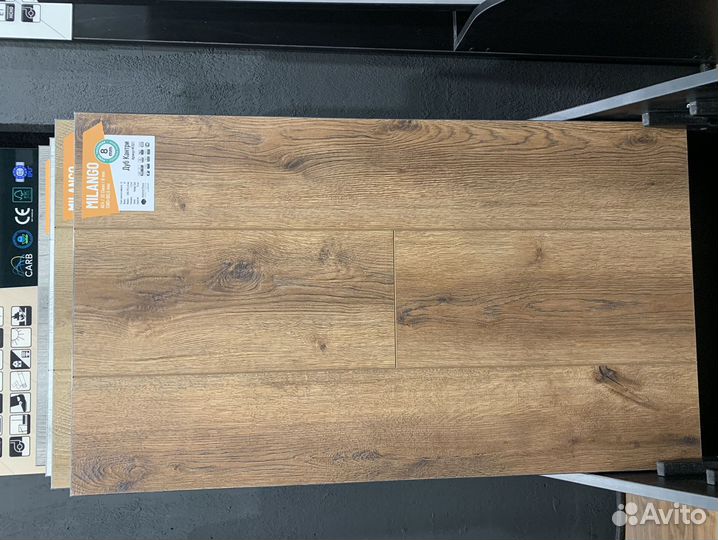 Напольные покрытия. Ламинат. Широкий ассортимент