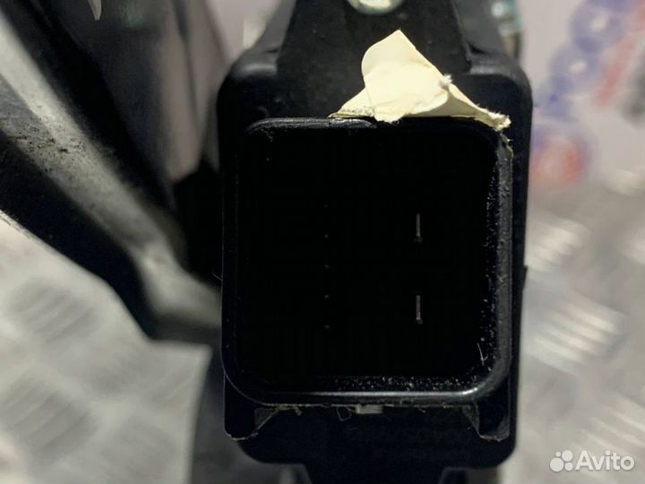 Стеклоподъемник Opel Antara C105