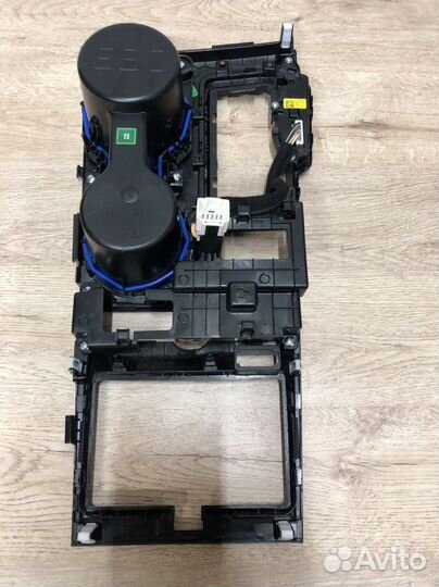 Центральная консоль Kia K5 DL3