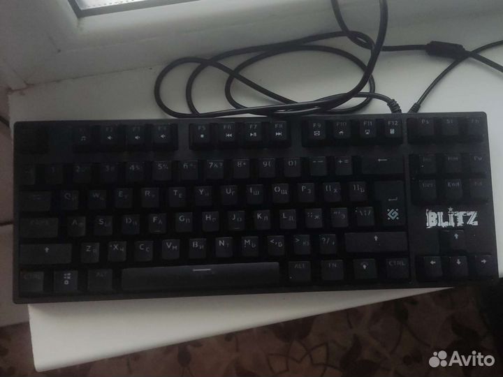 Клавиатура Defender Blitz GK-240L, синие свечи