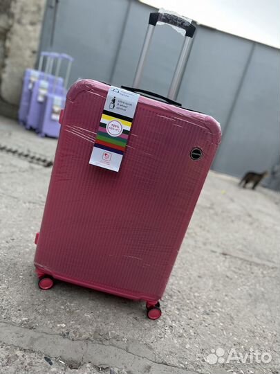 Чемодан на колесах размер l большой