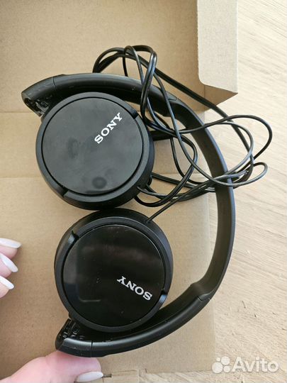 Наушники Sony MDR-ZX110AP