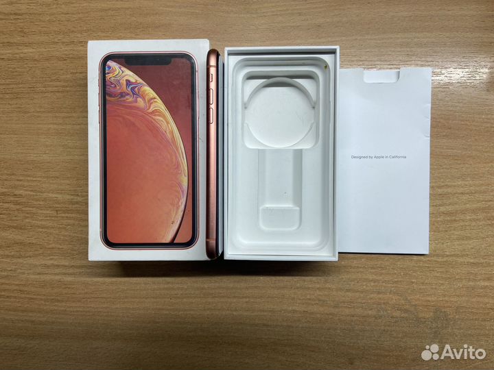 iPhone Xr, 64 ГБ