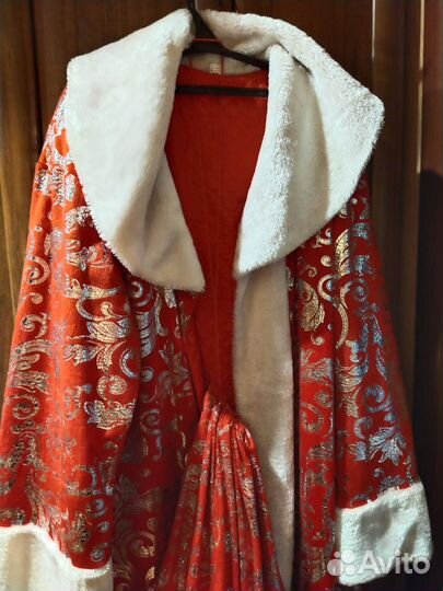 Костюм Деда Мороза и Снегурочки на прокат