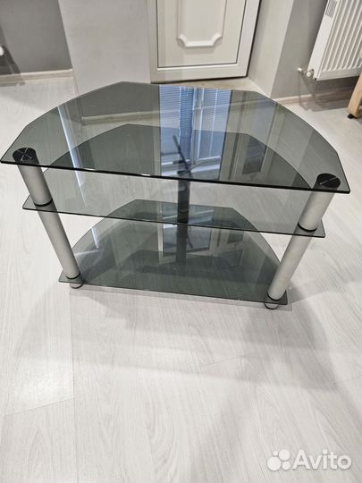 Стеклянная тумба под тв