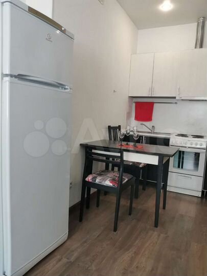 2-к. квартира, 43 м², 6/8 эт.